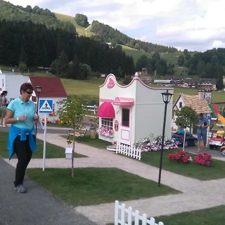 Ad Kamzik - 47 دونوفالي