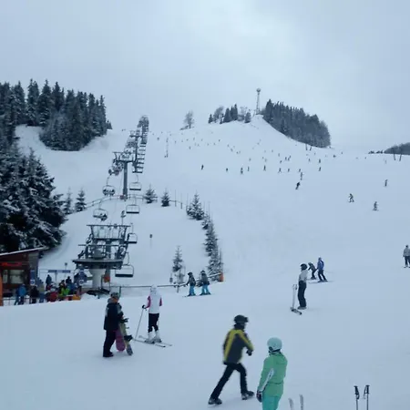 Ad Kamzík - 47 Dóval